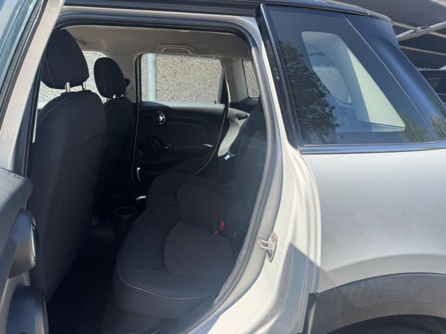 MINI Cooper D 1.5 Hype 5 porte 116CV