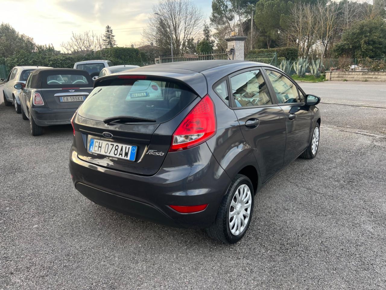 Ford Fiesta 1.4 5 porte Bz.- GPL Titanium