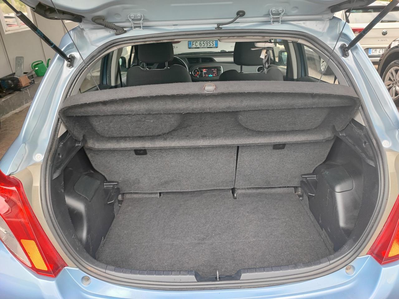 Toyota Yaris 1.4 D-4D 5 porte Lounge