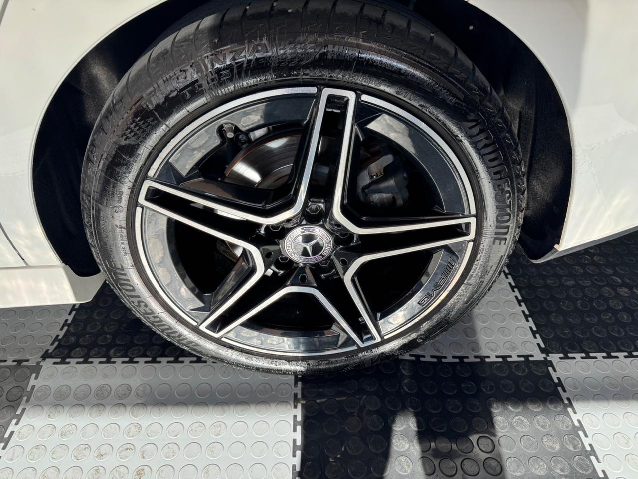 Mercedes-benz CLA 200 d Automatic Premium