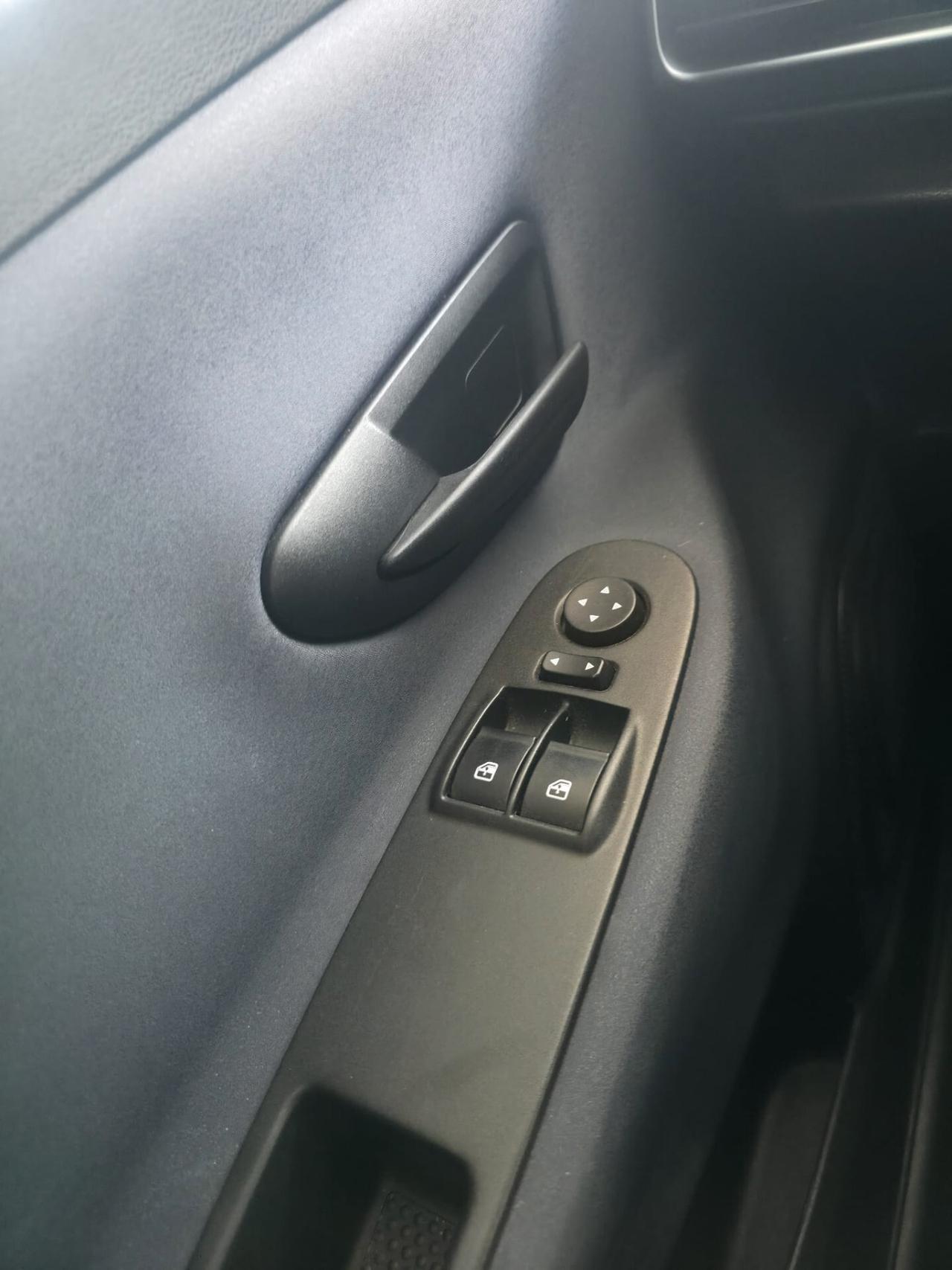 Lancia Ypsilon 1.0 FireFly 5 porte S&S Hybrid Gold Plus