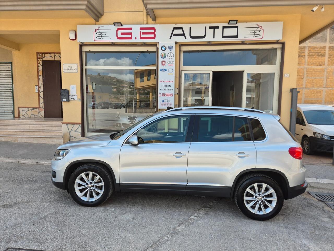 VW TIGUAN 2.0 TDI TETTO APRIBILE ANNO 2015 KMCERTIF