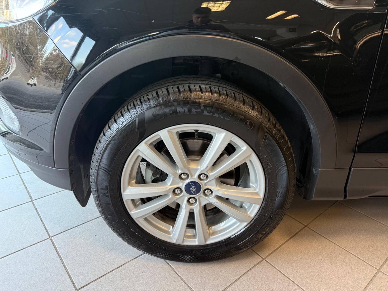 Ford Kuga 1.5 EcoBoost 120 CV benz/GPL