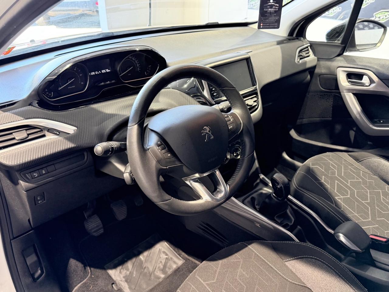 Peugeot 2008 - 2016 BlueHDi 100cv 112000 km