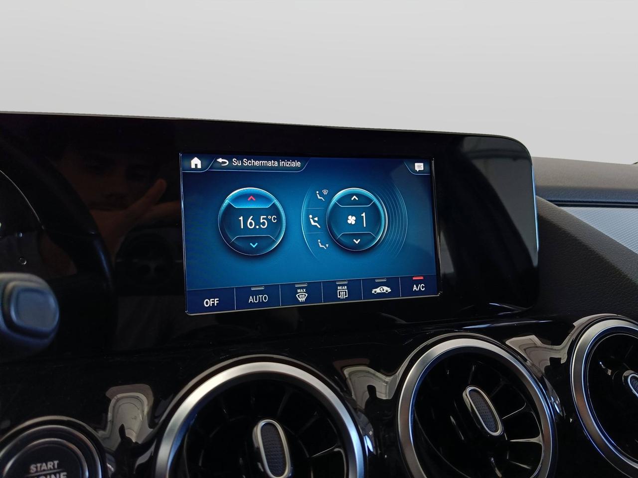 Mercedes-Benz Classe B - W247 2018 - B 180 d Sport auto