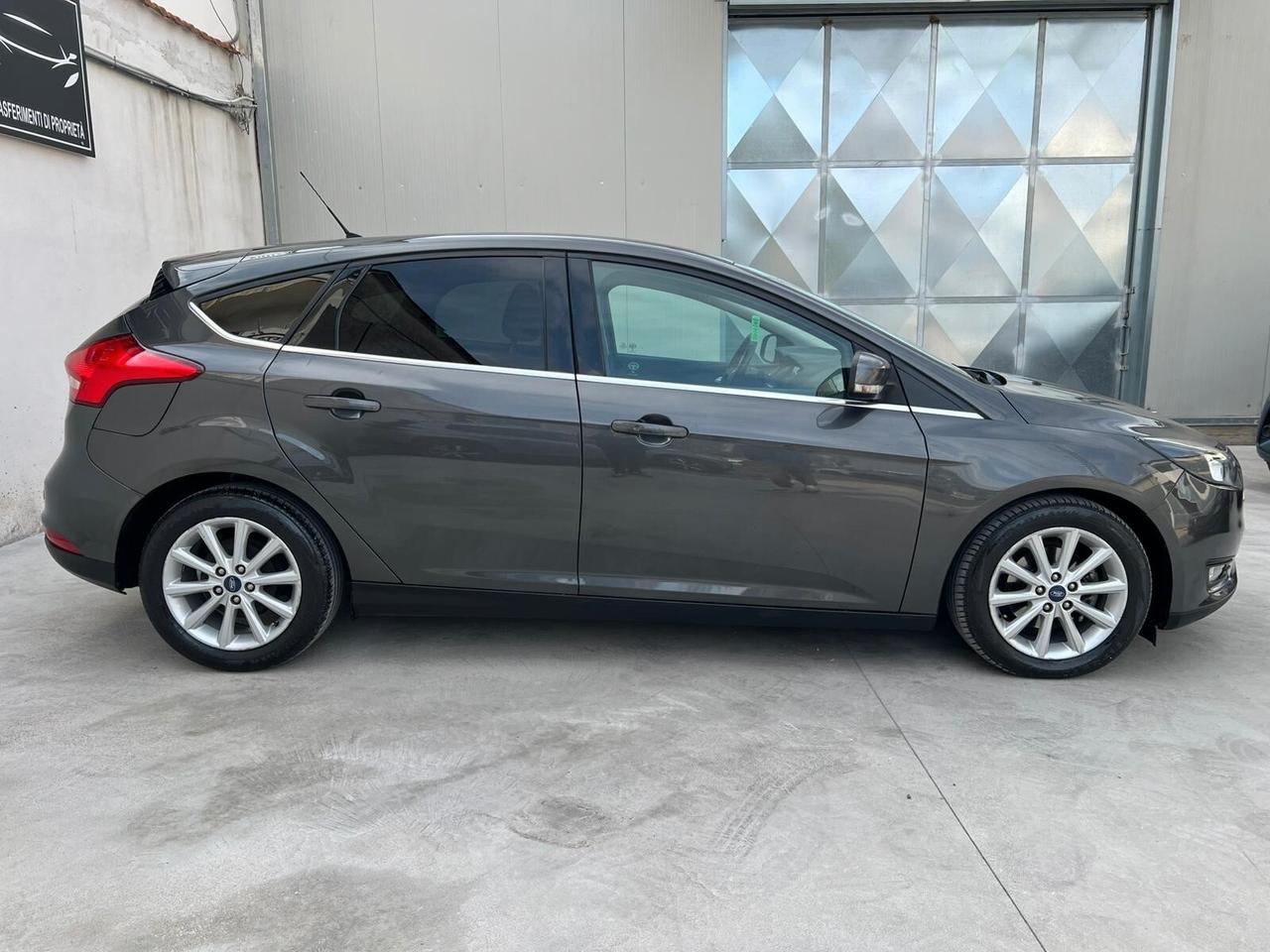 FORD FOCUS 1.5 TDCi 95 CV 2016!!! TITANIUM!!!