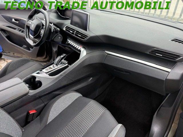 PEUGEOT 3008 BlueHDi 130 S&S EAT8 Business