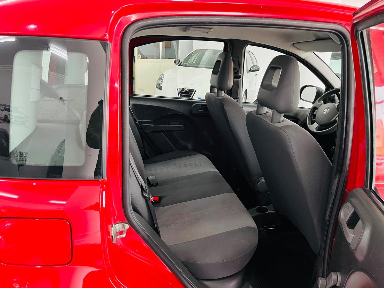 Fiat Panda 1.2cc benzina 69cv anno 2012