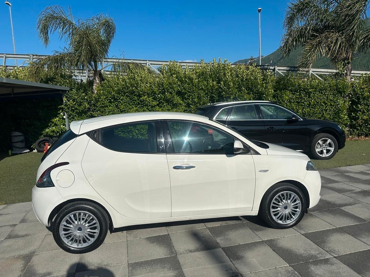Lancia Ypsilon 1.3 MJT 16V 95 CV 5 porte S&S Gold 2017