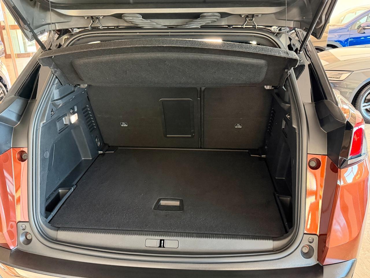 Peugeot 3008 1.5 BLUEHDI 130 cv. Eat8 GT LINE (Nav)