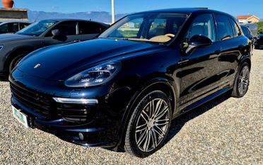 Porsche Cayenne 3.0 Diesel - Tetto apribile
