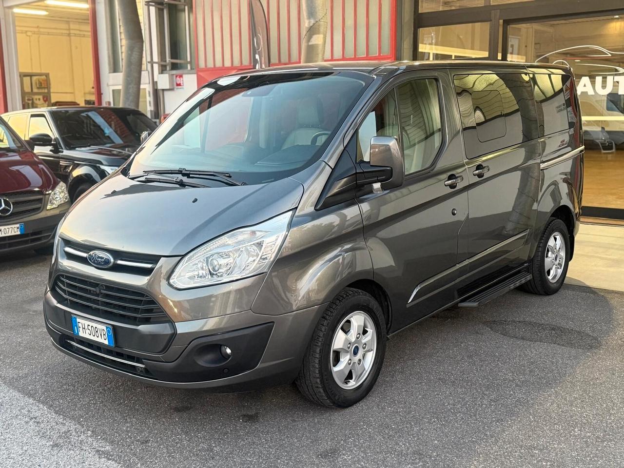 Ford Tourneo Custom 310 2.0 TDCi 170CV automatico 9 posti