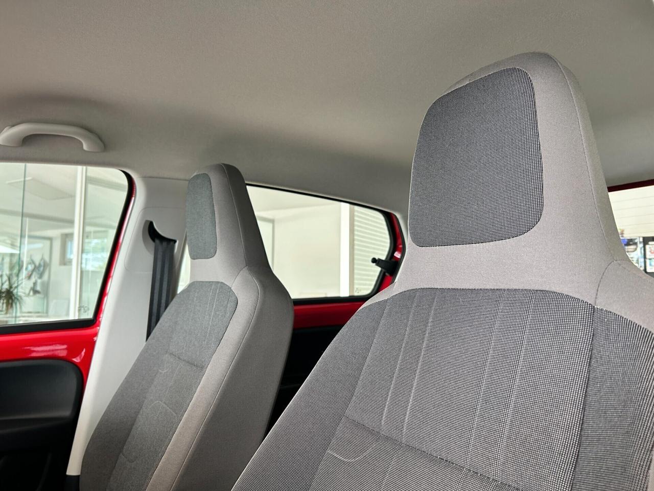 Volkswagen up! 1.0 75 CV 5p. cross up!