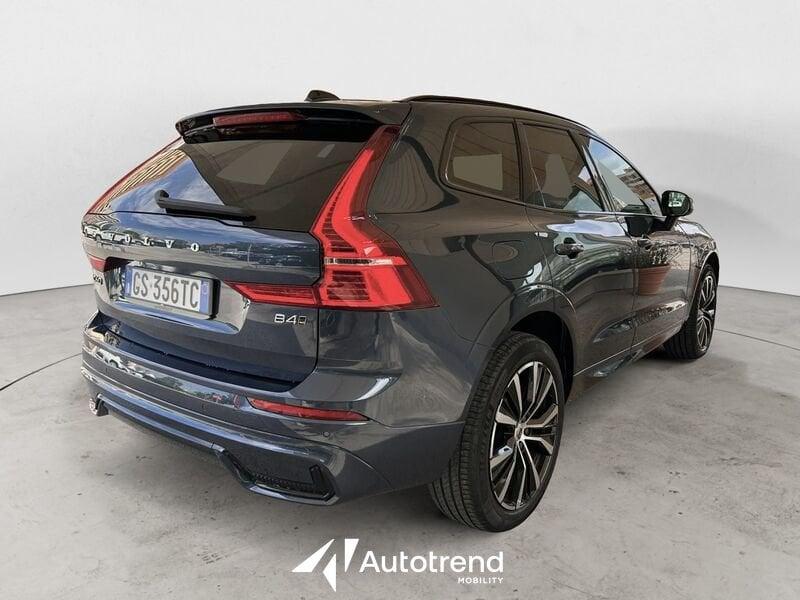 Volvo XC60 B4 197+14 CV AWD Mild Hybrid Diesel Automatico Ultimate Dark