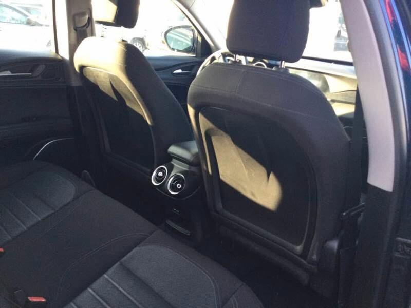 Alfa Romeo Stelvio 2.2 Turbodiesel 190 CV AT8 Q4 Business