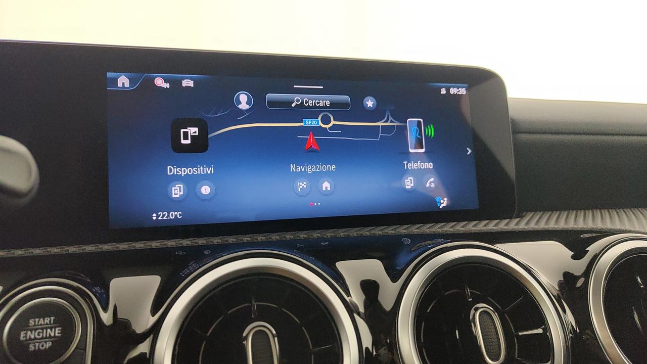 Mercedes-Benz CLA Shooting Brake 180 d Advanced auto