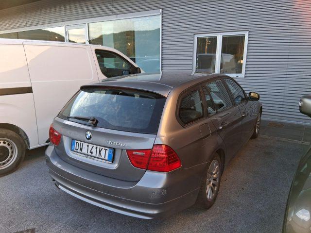BMW 320 d cat xDrive Touring Attiva 4x4