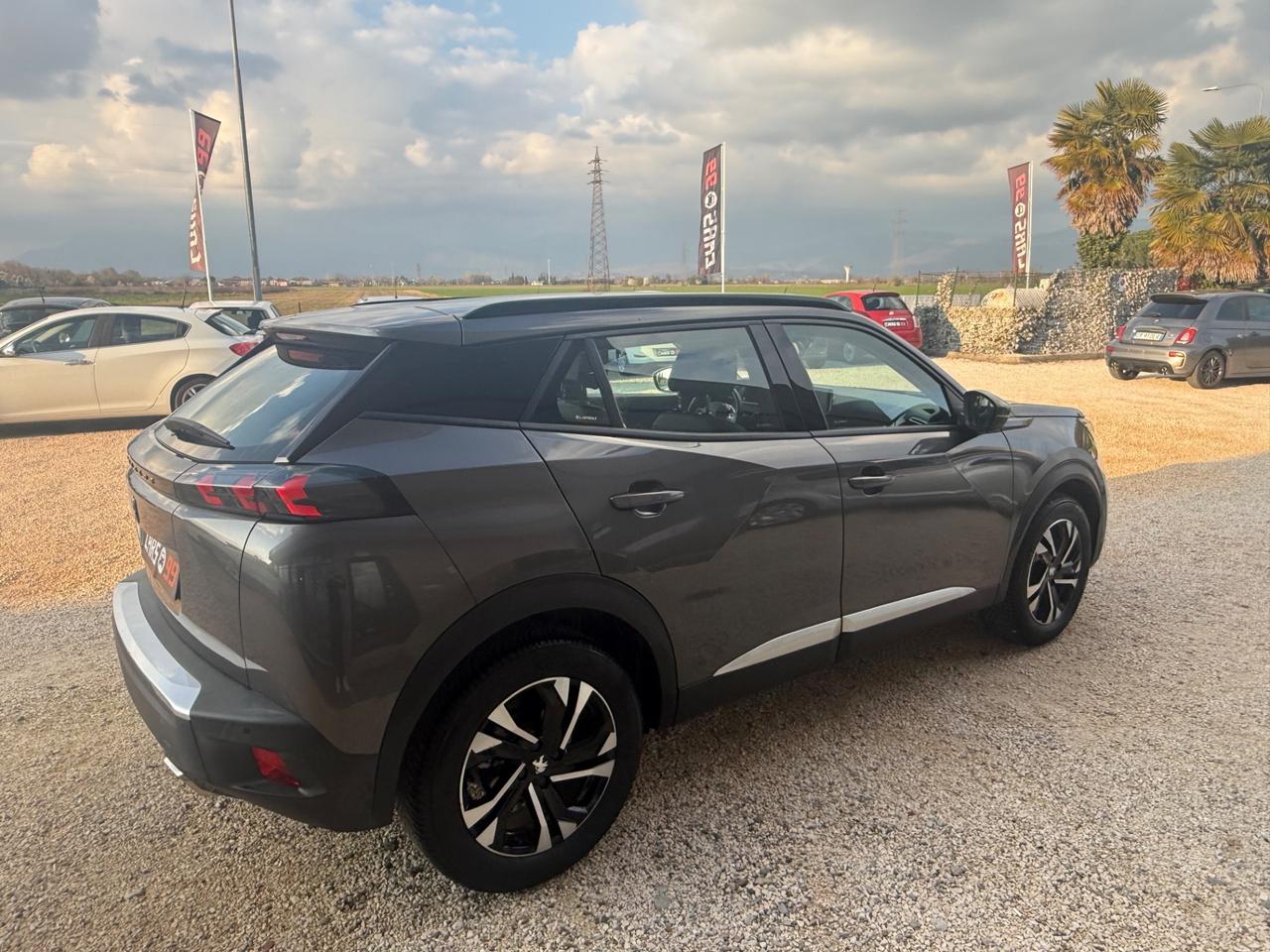 Peugeot 2008 PureTech 130 S&S Allure Pack