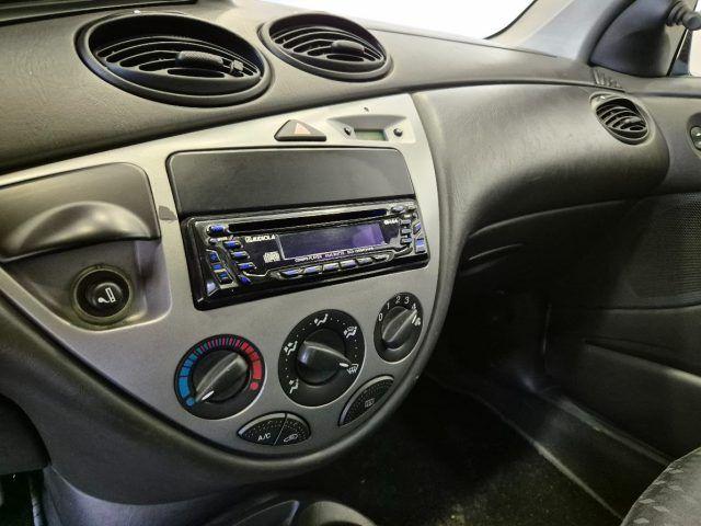 FORD Focus 1.8 TDi cat 5p. Ambiente - NEOPAT. - Clima