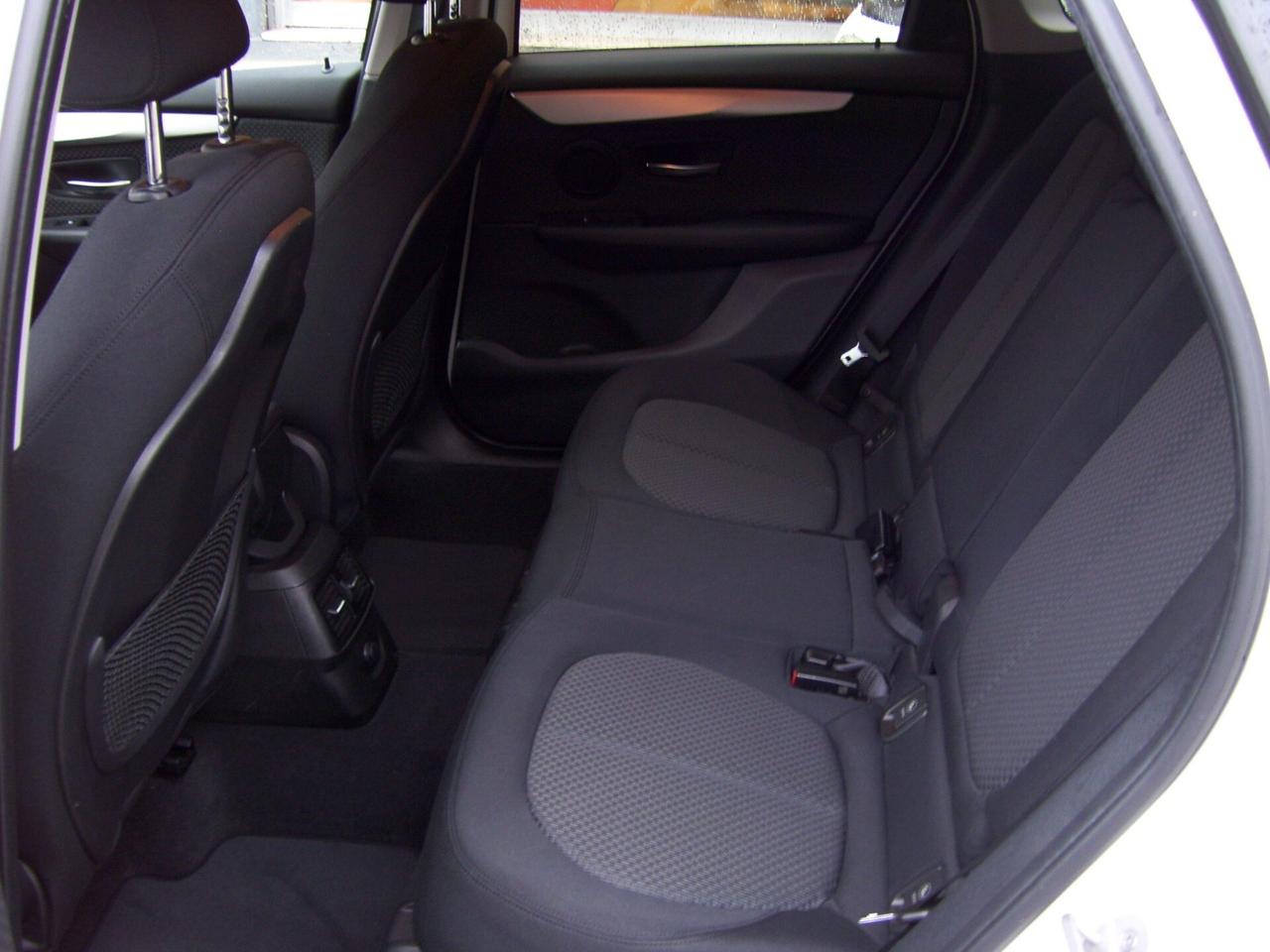 Bmw 2er Active Tourer 218d Luxury