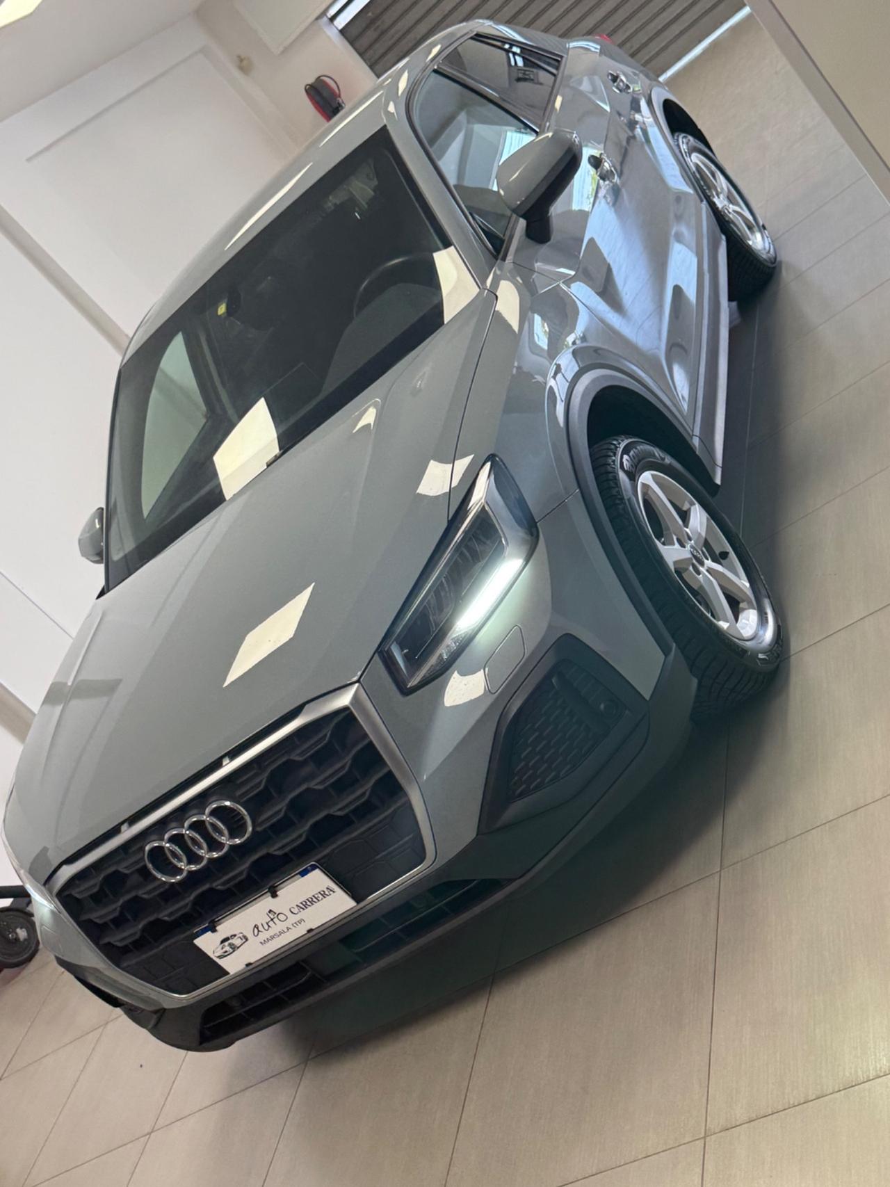 Audi Q2 30 TDI S tronic Business