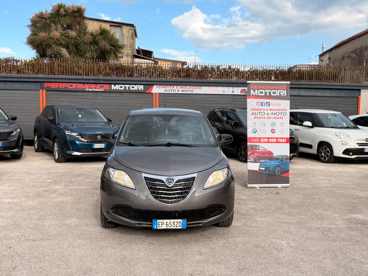 Lancia Ypsilon 1.2 69 CV 5 porte GPL Ecochic Silver