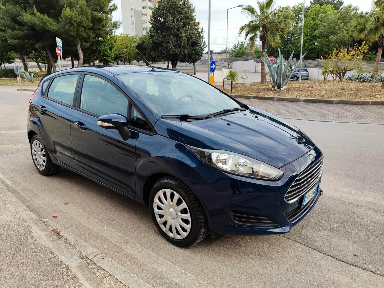 Ford Fiesta 1.5 TDCi 75CV Business!!
