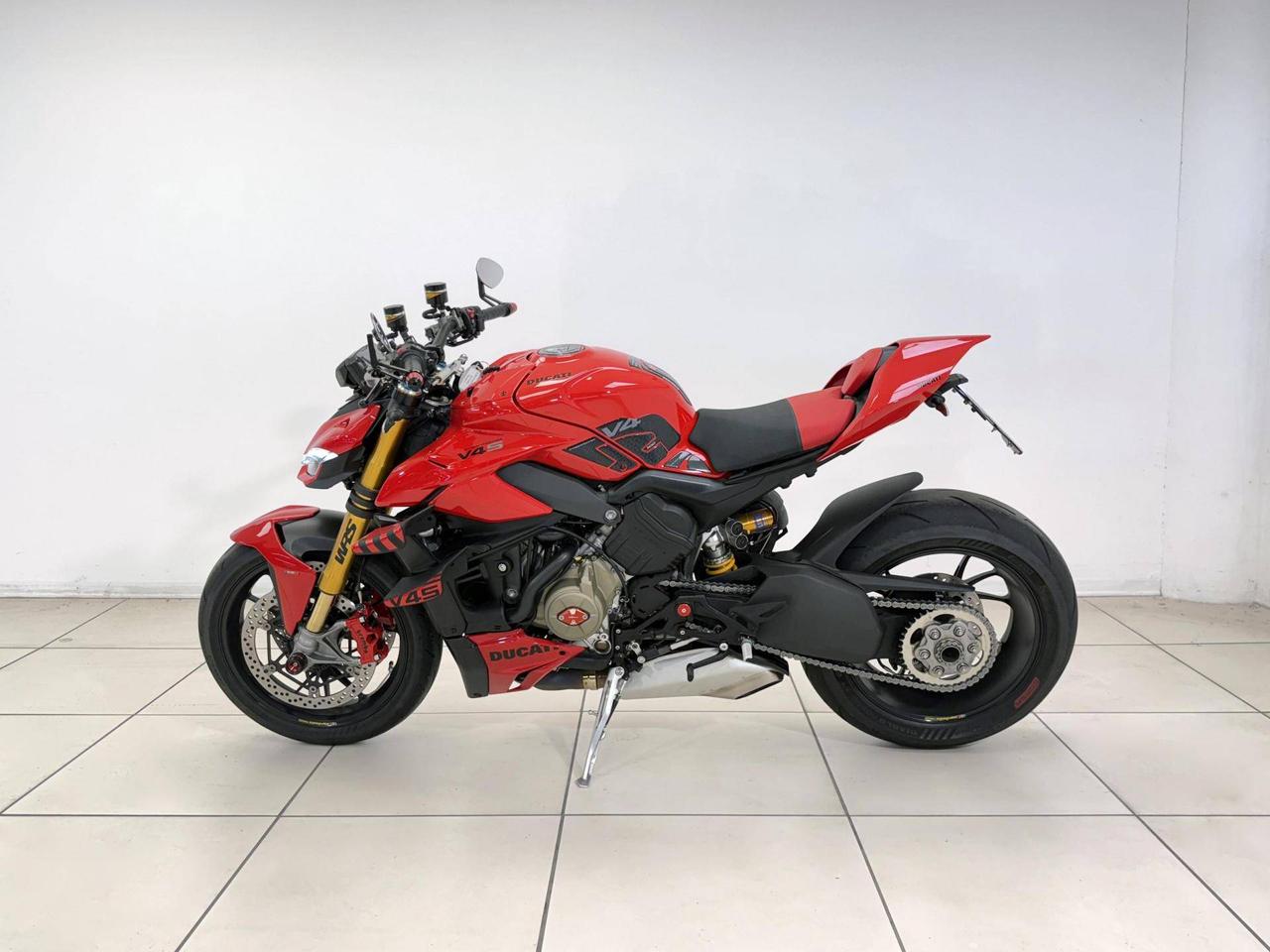 DUCATI Streetfighter V4 1100 Streetfighter V4 S Red
