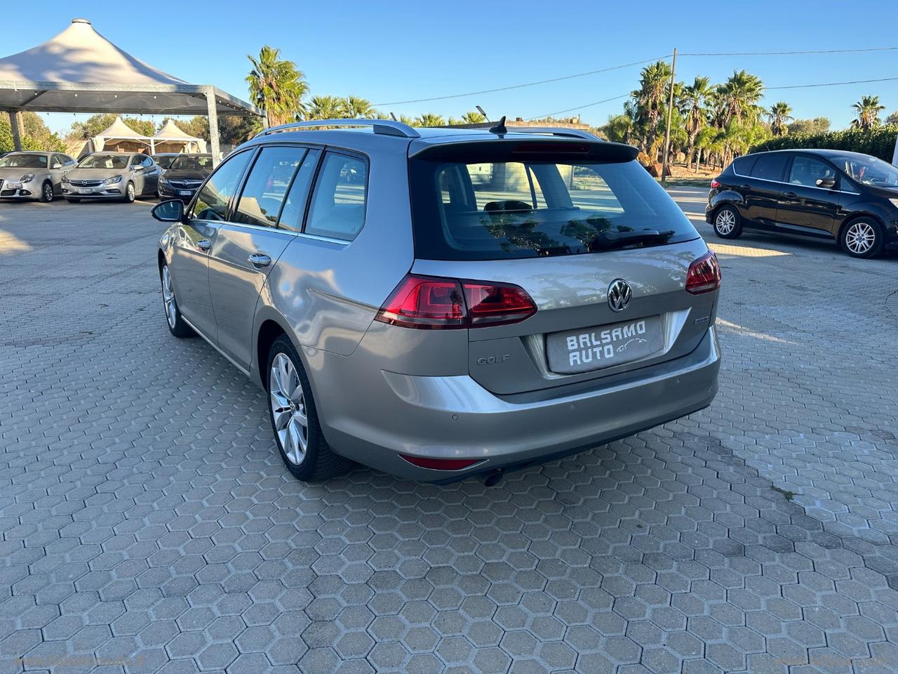 VOLKSWAGEN Golf Variant 1.6 BlueTDI 110 DSG Highl.