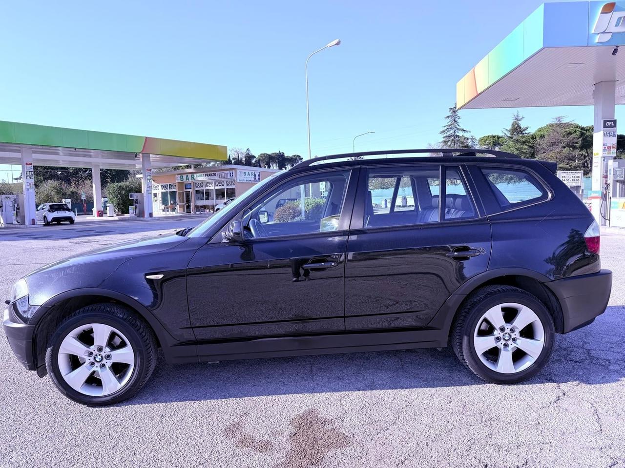 Bmw X3 2.0d cat Futura