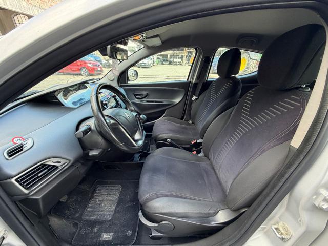 LANCIA Ypsilon 1.2 69 CV 5 porte S&S GOLD