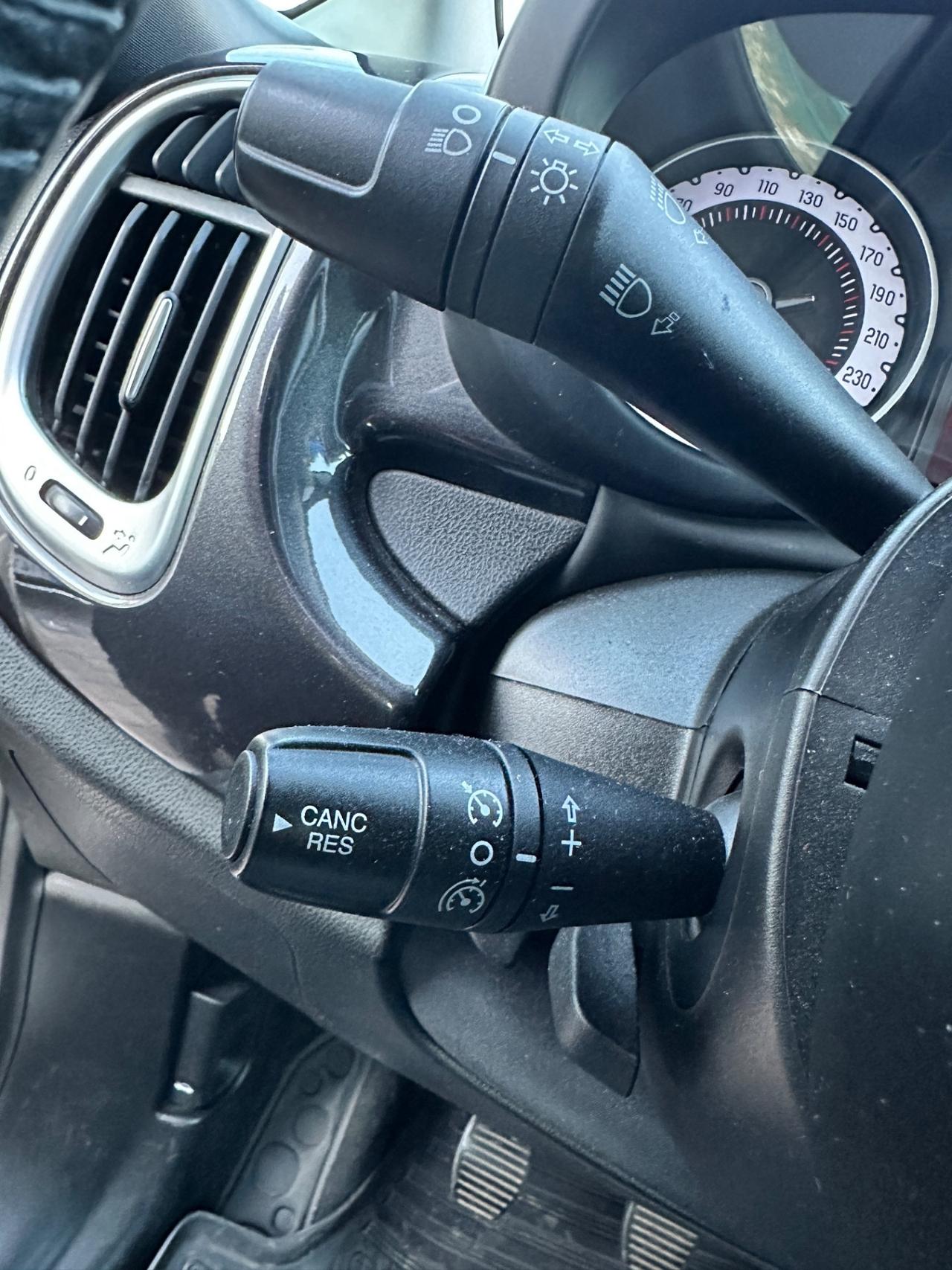 Fiat 500L 1.4 Benzina ok per neopatentati