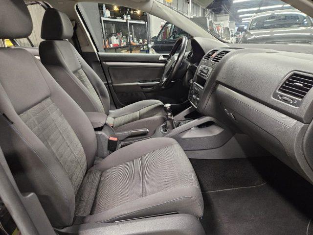 VOLKSWAGEN Golf 1.6 5p. Comfortline