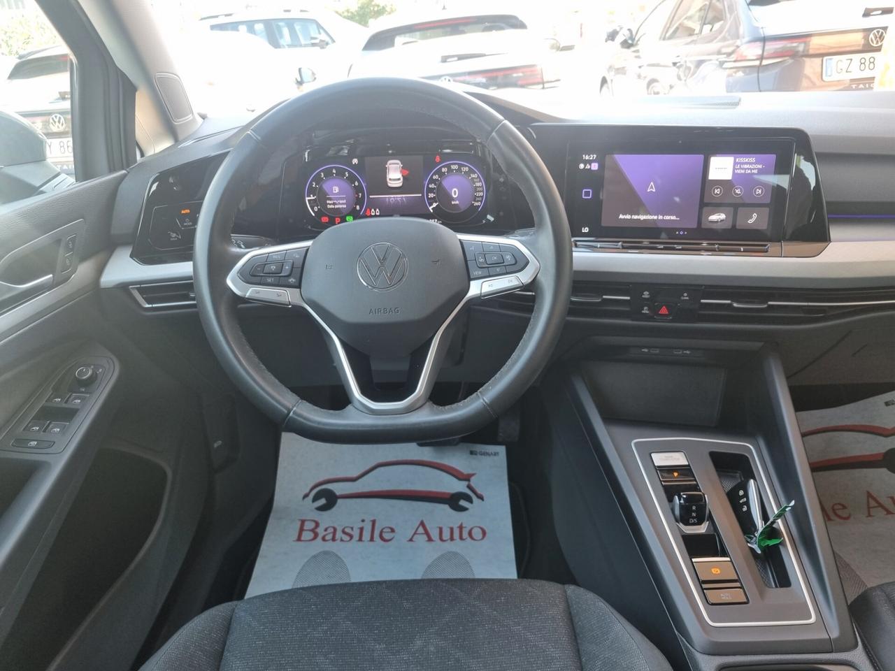 Golf VIII 2020 1.0 etsi evo Life 110cv dsg