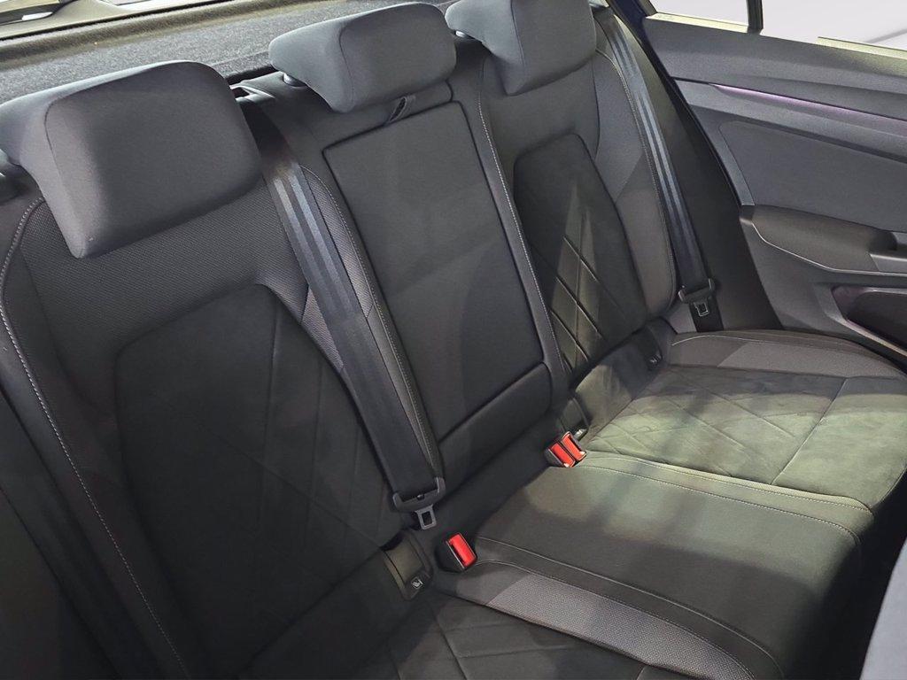 VOLKSWAGEN Golf 1.5 tsi evo style 130cv del 2022