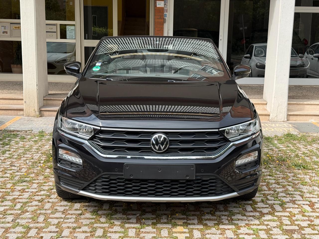 Volkswagen T-Roc 1.0 Cabrio Style Prezzo reale Navi