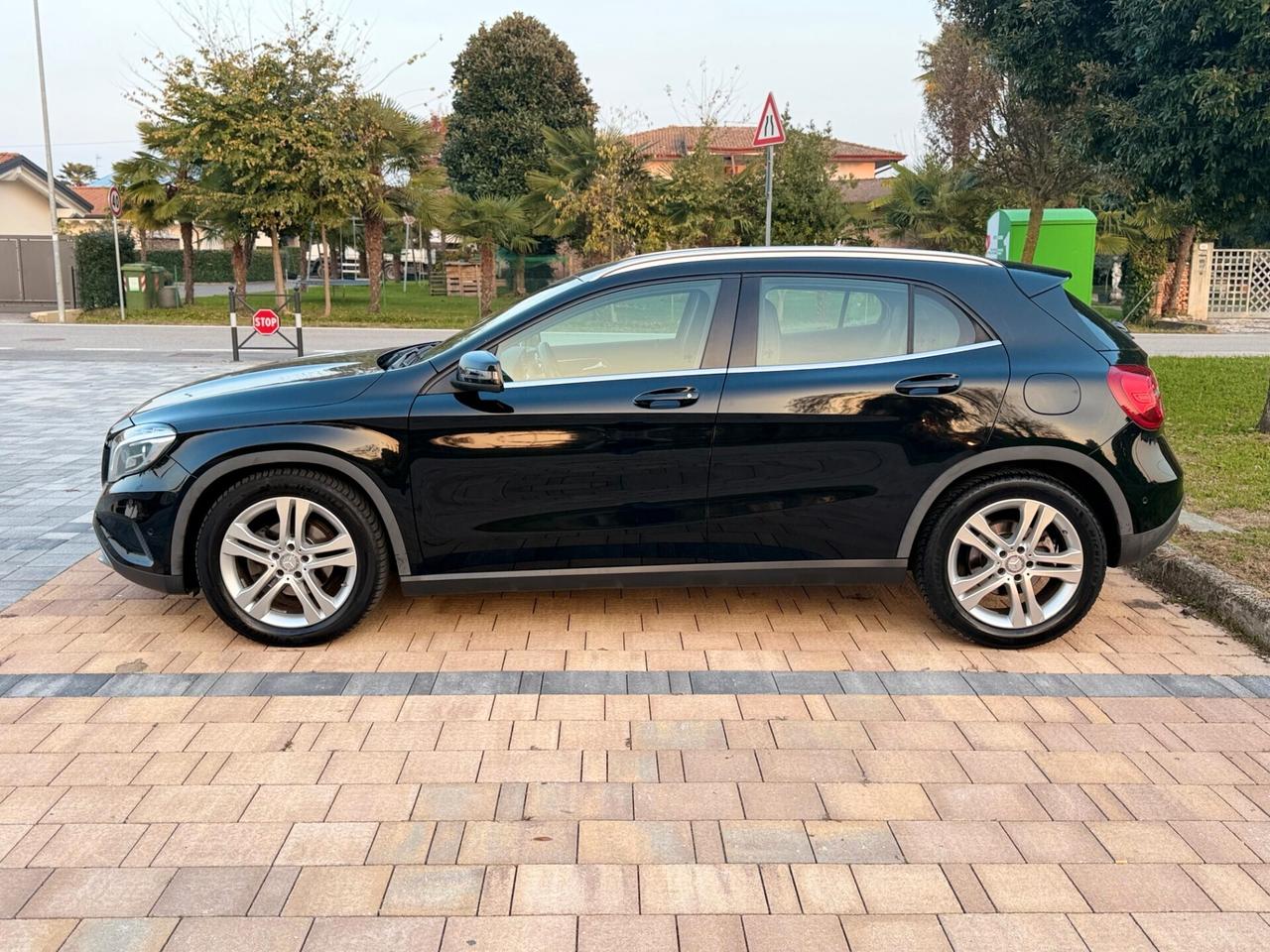 Mercedes-benz GLA 200 d Automatic NEOPATENTATI