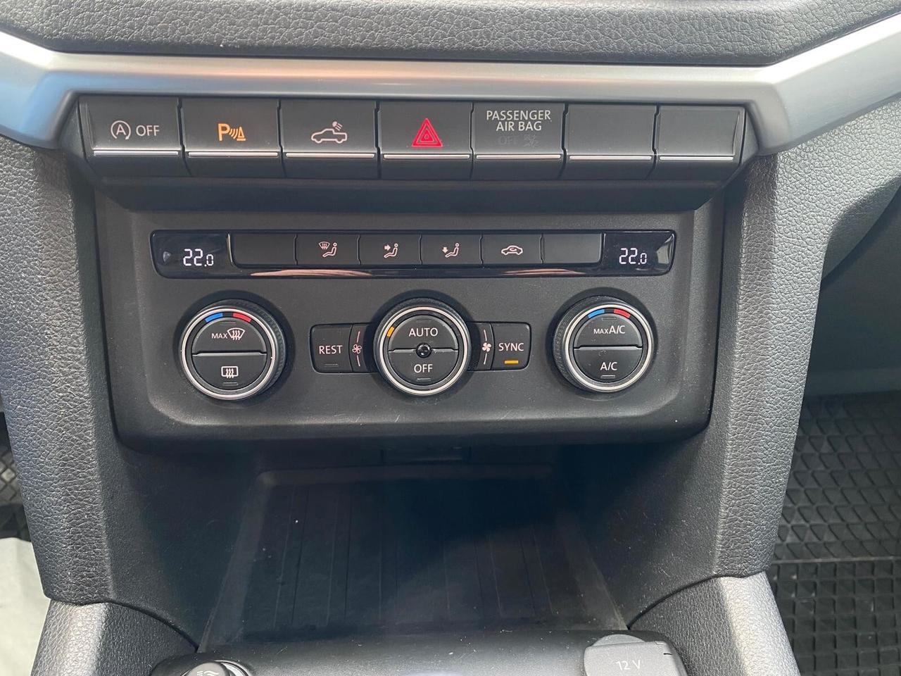 Volkswagen Amarok 3.0 V6 TDI 224 CV 4MOT.BMT permanente aut.DC Highline