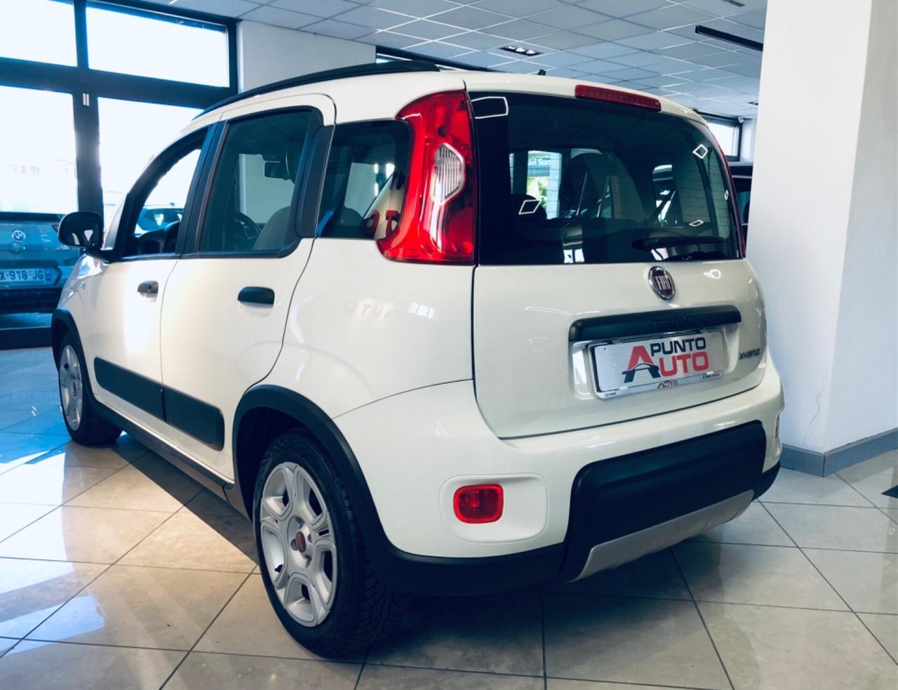 Fiat Panda Hybrid City Life bianca neopante