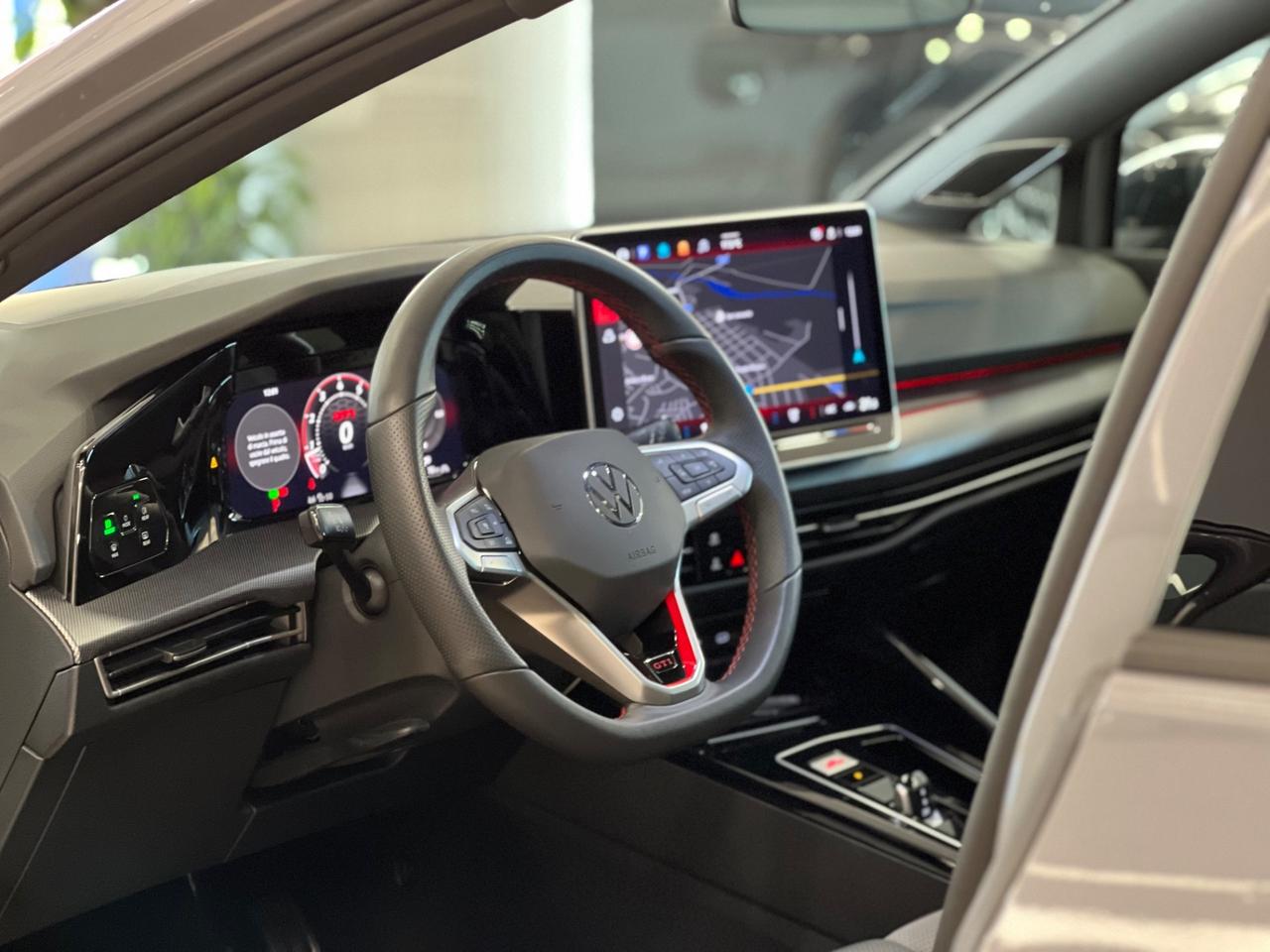 Volkswagen Golf 8.5 GTI 2.0 TSI DSG