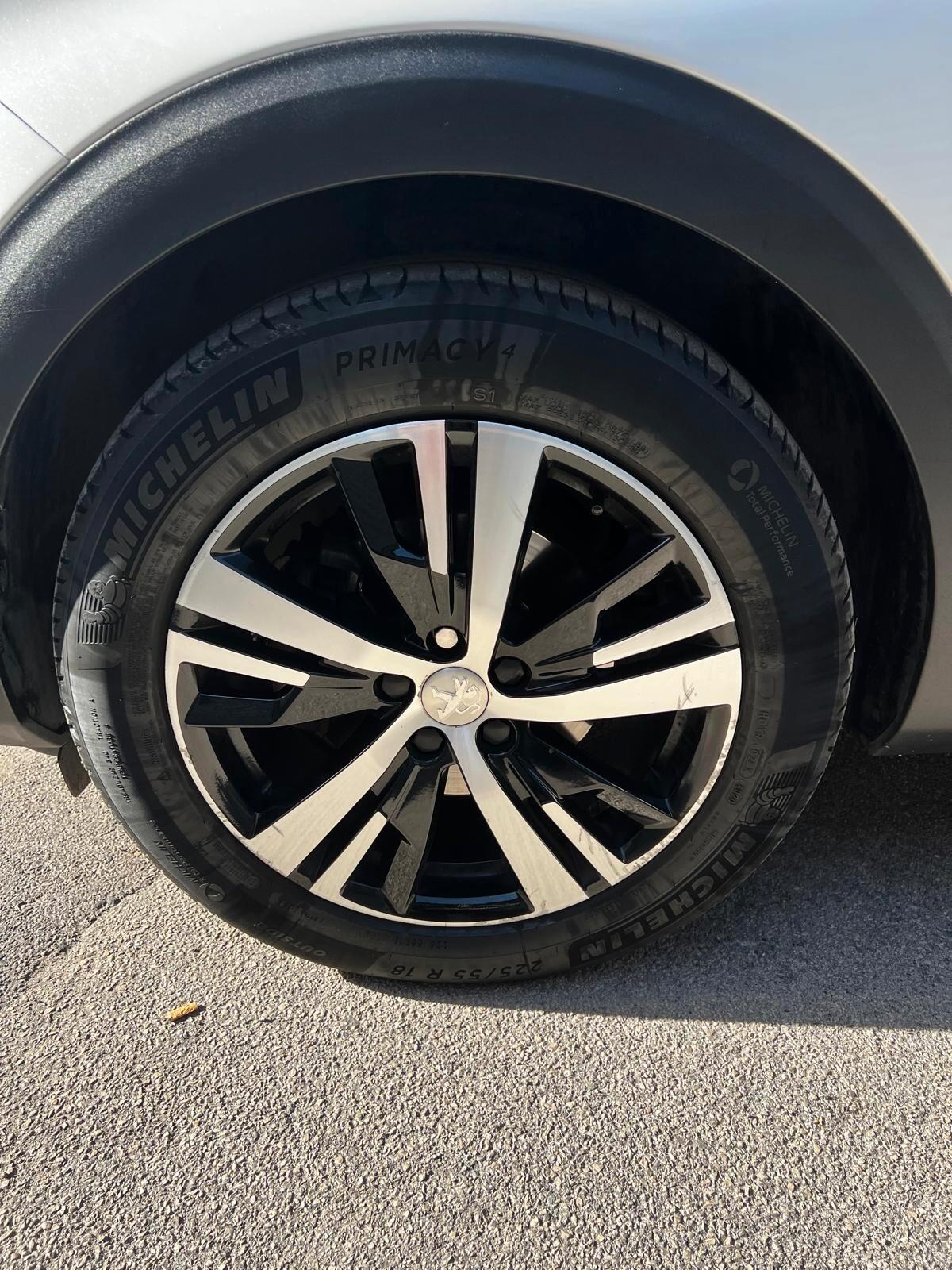 Peugeot 3008 BlueHDi 120 S&S EAT6 GT Line