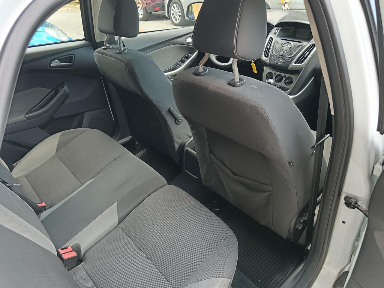 Ford Focus 1.6 TDCi 95CV SW SENSORI PARK