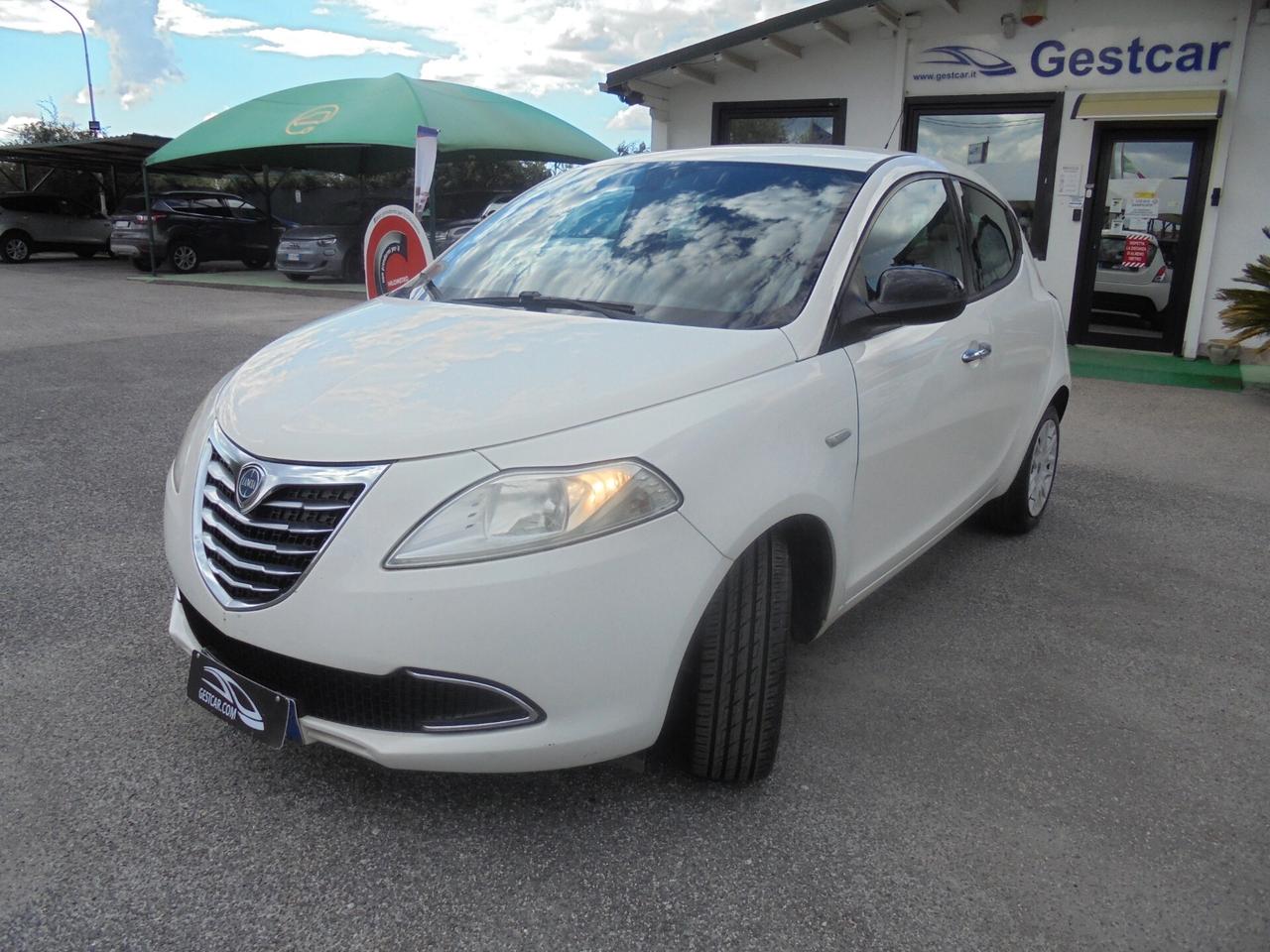 Lancia Ypsilon 0.9 TwinAir 85 CV 5 porte S&S DFN Gold