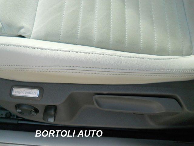 VOLKSWAGEN Passat Variant 2.0 TDI 39.000 KM SCR EVO DSG EXECUTIVE AUTOMATICA