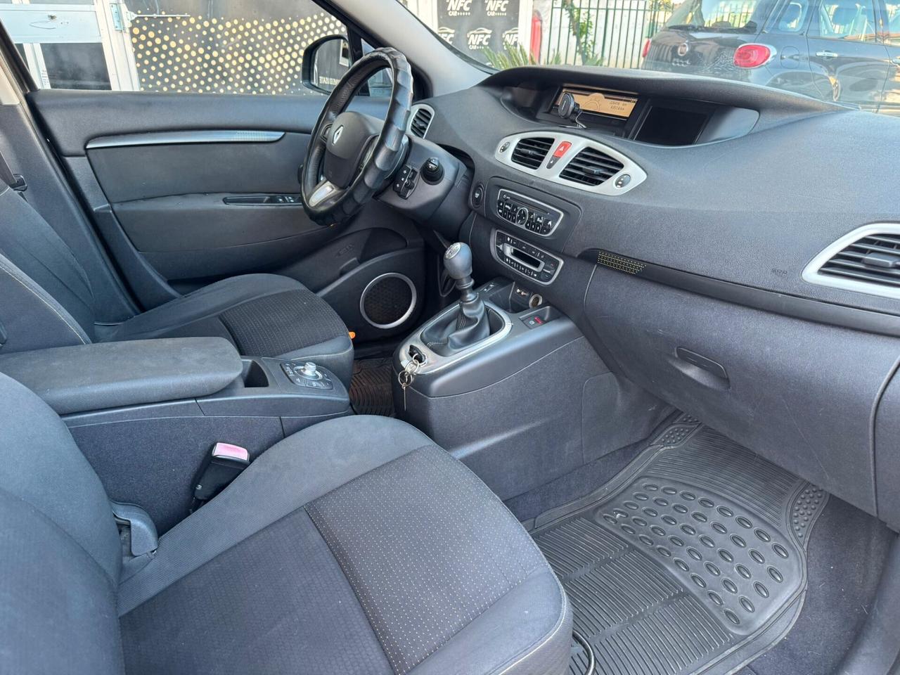 Renault Scénic 1.5 dCi 110CV Dynamique 7 POSTI