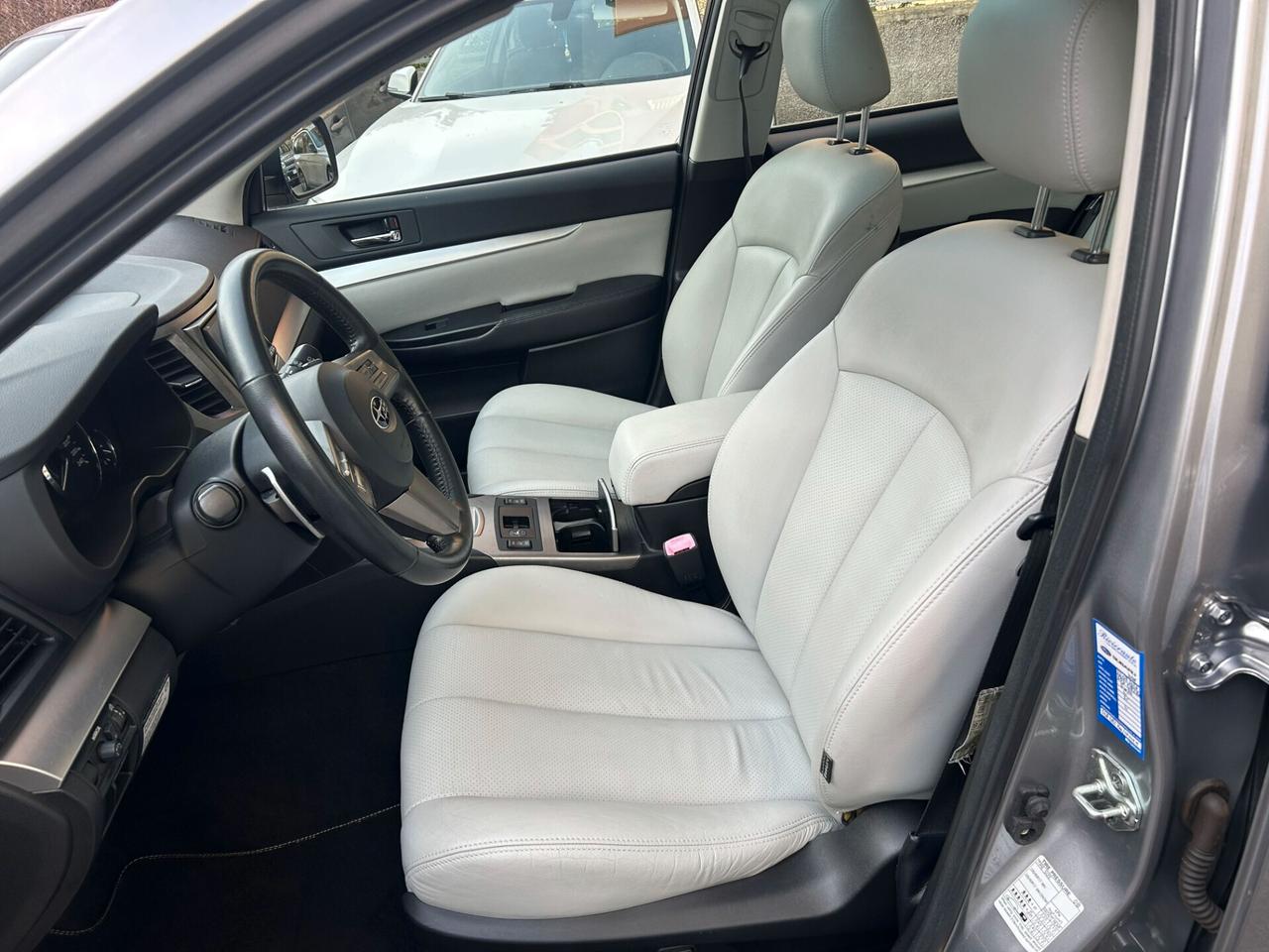 Subaru Legacy 2.0i SW Lineartronic VAGP Bi-Fuel