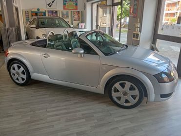 Audi TT Roadster 1.8 T 20V 179 CV