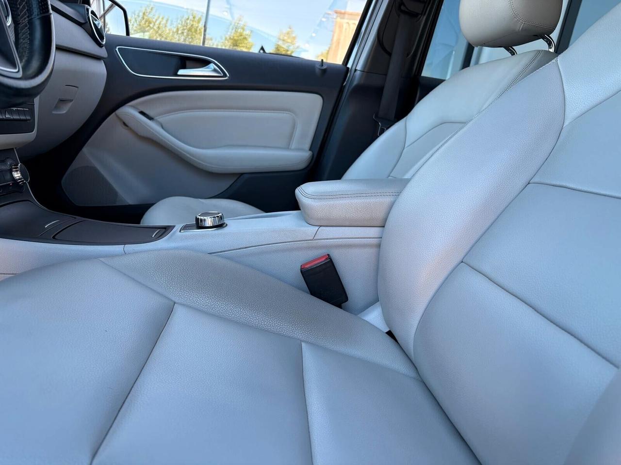Mercedes-Benz B 180 CDI PREMIUM BlueEFF. Automatic