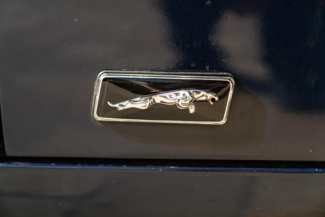 Jaguar XJ 4.2 - JAG00070
