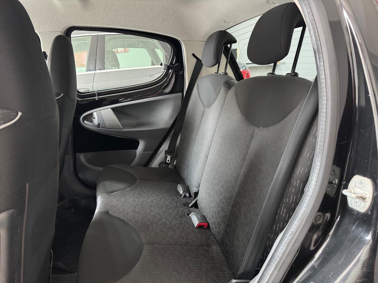 Peugeot 107 1.0 benzina 5p. Sweet Years UNICO PROPRIETARIO